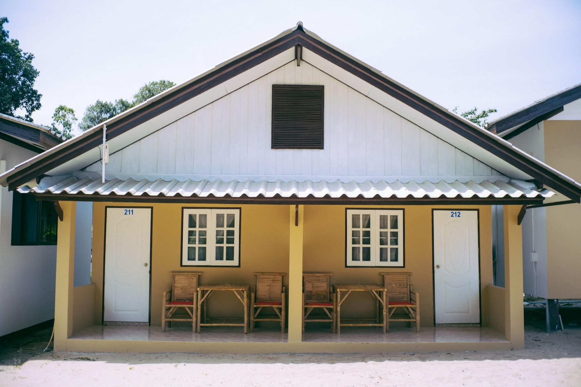 Amity Beach Resort Maret Exterior foto